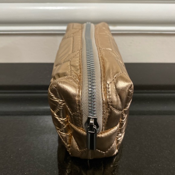 NWOT AIMEE KESTENBERG Cosmetic bag - Picture 3 of 6